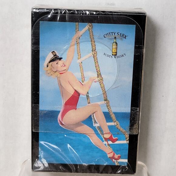 Cutty Sark Scots Whisky Pinup Girls Playing Cards - NEW / SEALED - Picture 4 of 5
